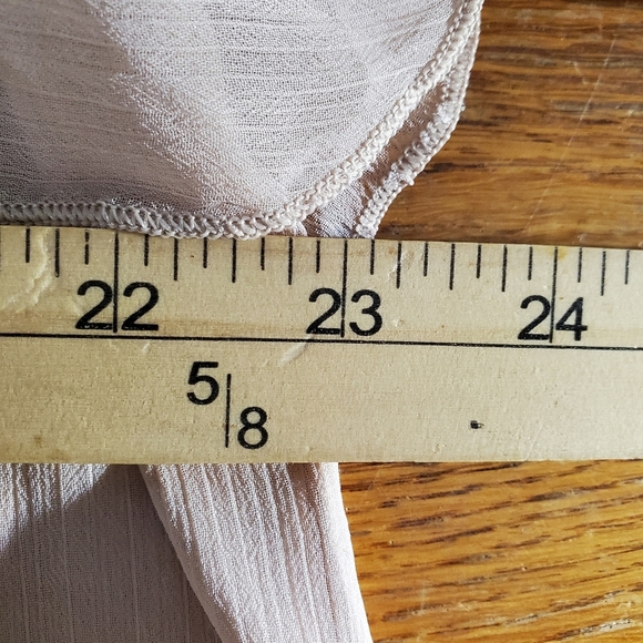 LOFT Chiffon Ruffle Tie Cuff Blouse Size Med - Picture 9 of 10